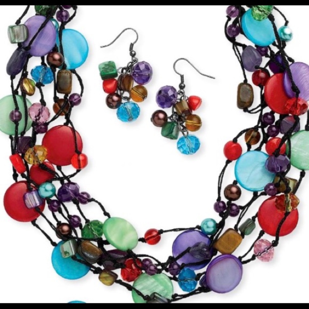 Premier Designs Spectrum Necklace